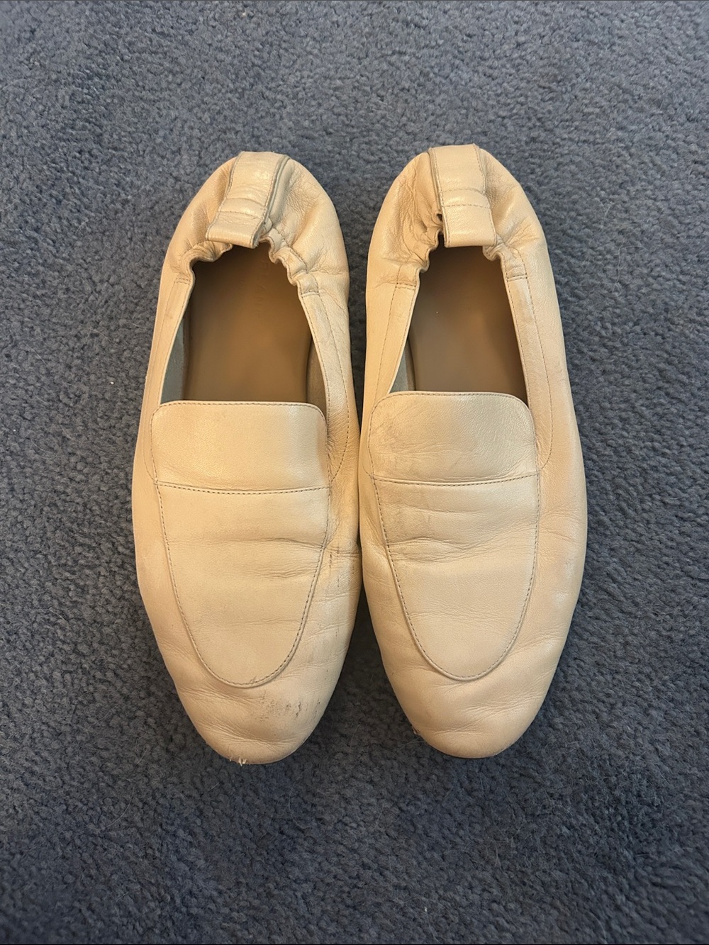 Everlane Dayglove Slip-On Loafers in Cream